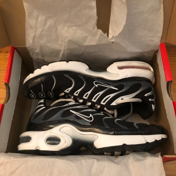 kids vapormax plus black